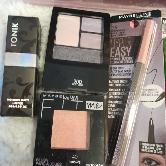 Nanette lepore cosmetic bags/bundle - Picture 4 of 15